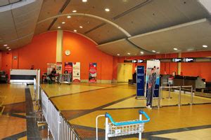 Wmkc) is an airport that operates in kota bharu, a city in the state of kelantan in malaysia. Sultan Ismail Petra Airport - Kota Bharu - Malaysia