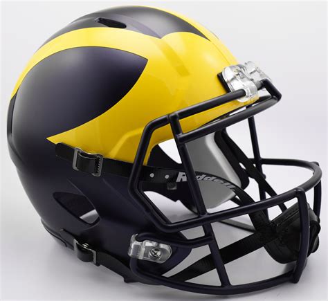 3 selecting the right youth football helmet: 2017 Riddell NCAA Football Helmets Guide - Go GTS