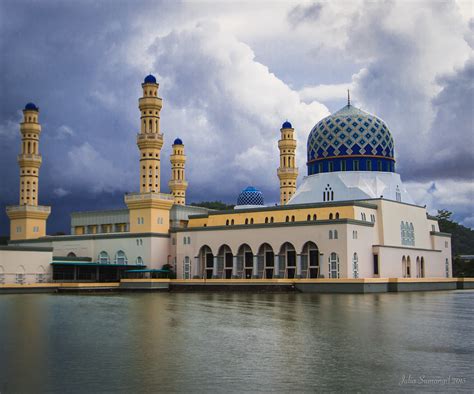 Job openings in career point kota: Kota Kinabalu City Mosque | Built on a 2.47 acres site at ...