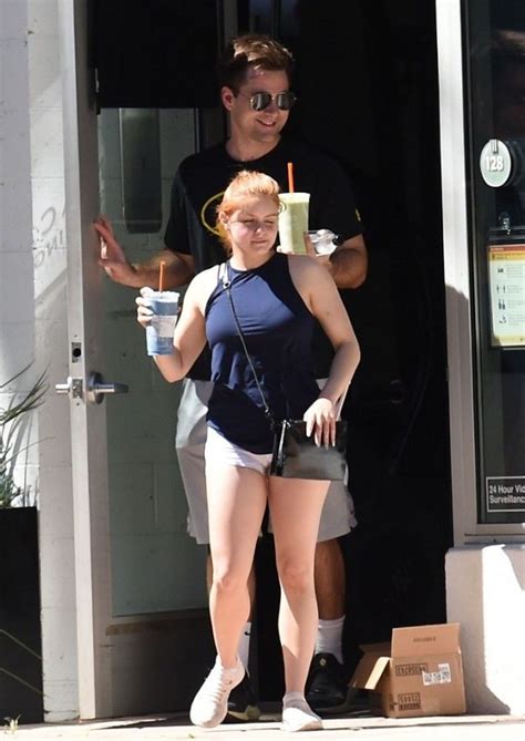 Ariel Winter Grabs A Smoothie In A Pair Of Tiny White Yoga Shorts 30 Photos Thefappening