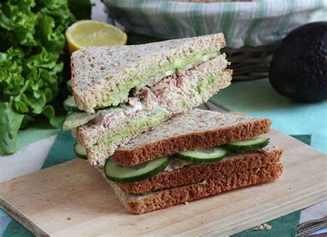 Club Sandwich With Tuna And Avocado Recipe Petitchef