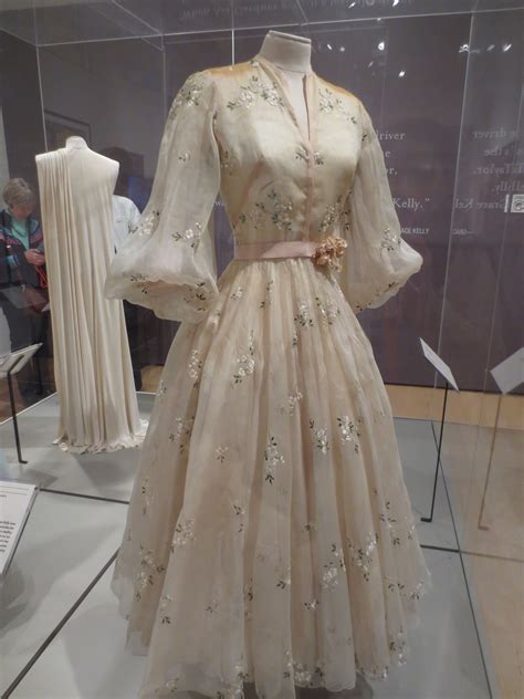 Grace Kelly High Society Wedding Dress In 2019 Grace Kelly Dresses