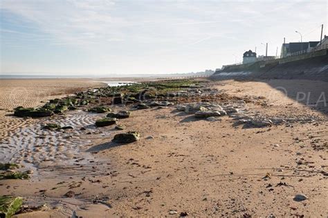 Plage Des Confessionnaux Lion Sur Mer 14 Calvados Normandie Plagestv