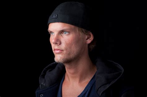Avicii had only been producing a few months when his friends noticed that the productions were avicii started out with doing a remix of the theme music for the commodore 64 game 'lazy jones'. √70以上 avicii 画像 610141-Avicii 名言 画像 - armindaaaronjp