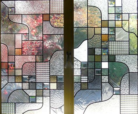 Modern Stained Glass Design To Decorate Your Home