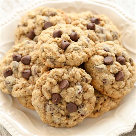 soft  chewy oatmeal chocolate chip cookies