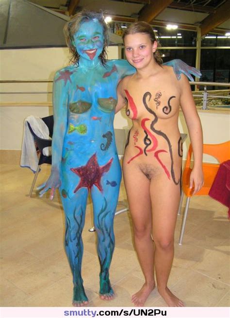 Bodypaint Outdoor Public Smile Smiling Smutty