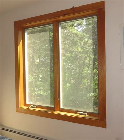 In this case, both of the sashes move and slide vertically, allowing you to open one at a time or both for maximum ventilation. Casement Vs. Double-Hung Windows | Building Advisor