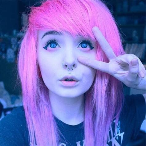 30 Impressive Long Emo Hairstyles For Girls