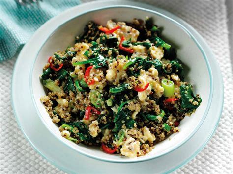 Spicy Spinach Egg And Quinoa Scramble Saga