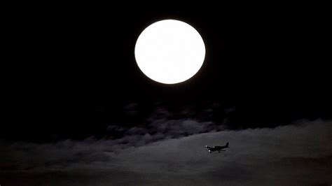 Supermoon Visible In Canada To Be Brightest In Almost 69 Years Ctv News