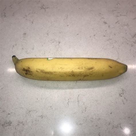 This Straight Banana Rmildlyinteresting