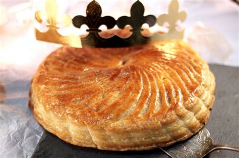 Galette des rois à la frangipane 👑 la vrai recette traditionnelle 🥧 deli cuisine. Chloé Délice: Galette des Rois à la frangipane
