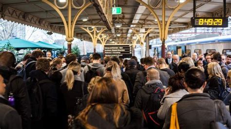 Melbournes 10 Most Overcrowded Train Stations Revealed