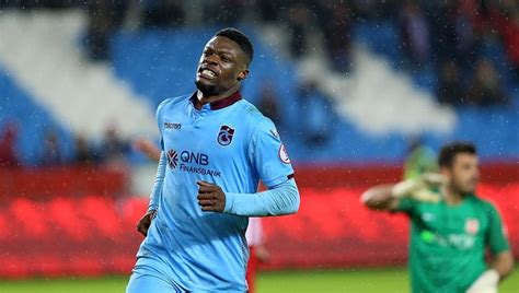 İtalyan gazeteci gianluca di marzio ve nicolo schira, trabzonspor'un hamsik ile 2 yıllık anlaşmaya vardığını açıkladı. Ekuban Trabzonspor'da yeniden doğdu
