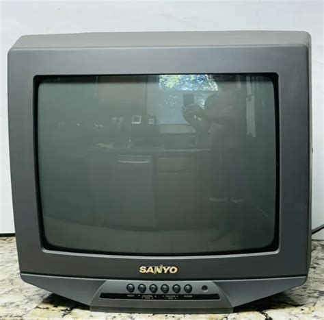 Sanyo 13and Crt Color Tv Retro Gaming Television Ds 13390 5999 Picclick