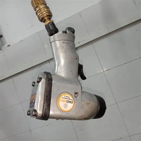 Twin Hammer Clutch Mechanism Air Pneumatic Impact Wrenches At Rs 7500