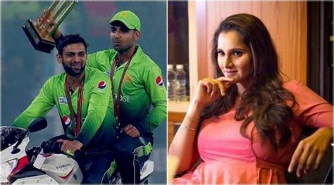 Shoaib Malik Sania Mirza Unique Way Of Celebrations On Tweets