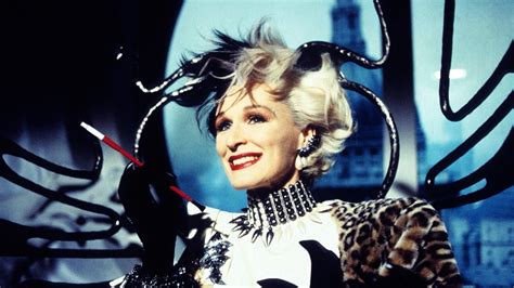 The Gorgeous Cruella De Vil Costumes That Made Glenn Close Nearly Faint Vanity Fair