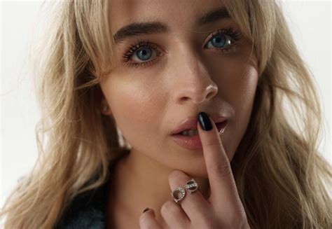 Gyllenswiftlipacevans 🎄 On Twitter Rt Scanews2 📸 Sabrinaannlynn For Yslbeauty Campaign