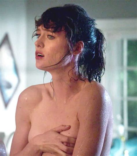 La Seductora Actriz Mackenzie Davis Desnuda En Escenas Muy Hot