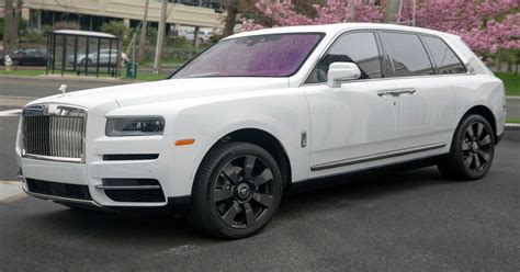 Heres How The Rolls Royce Cullinan Compares With The Cadillac Escalade