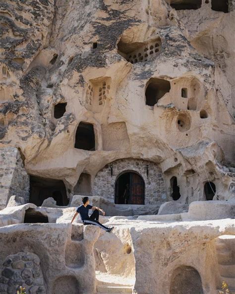 Complete Guide To Uchisar Castle In Cappadocia The Turkey Traveler