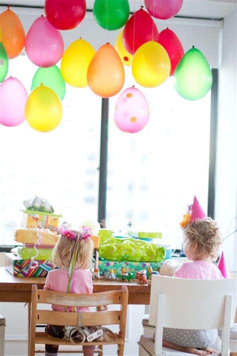 32 Unexpected Things To Do With Balloons Diy 2nd Birthday Party