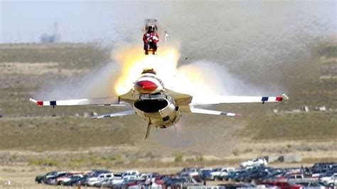 5 Pilots Who Ejected At The Last Second Ejecting From Fighter Jet