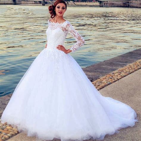New Vintage White Ball Gown Wedding Dresses 2016 Sexy Long Sleeve