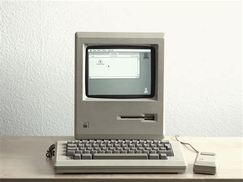 Old Apple Mac Computers Laptop Old Computer Pinterest Apple Mac