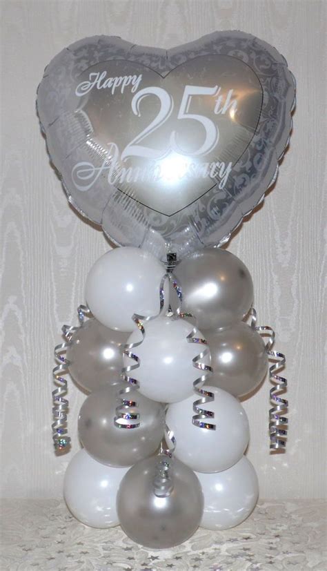 Balloon On A Base Display Makes A Great Table Centerpiece 25th