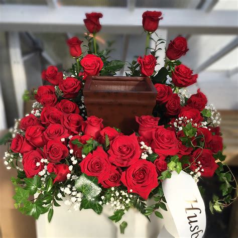 Evans Red Rose Funeral Cremation Wreath In Peabody Ma Evans Flowers