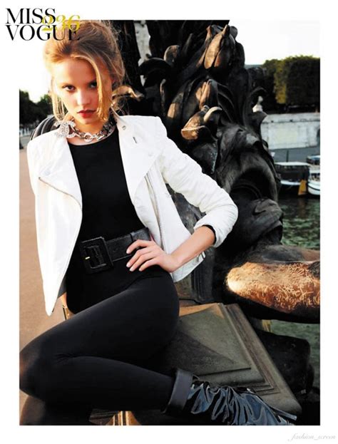 Editorial Magdalena Frackowiak In Vogue Paris Emma