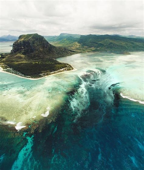 Mauritius Spectacular Underwater Waterfall Photograph By Jacquescrafford