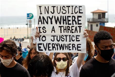 32 Powerful Signs From Anti Racism Protests Around The World Huffpost