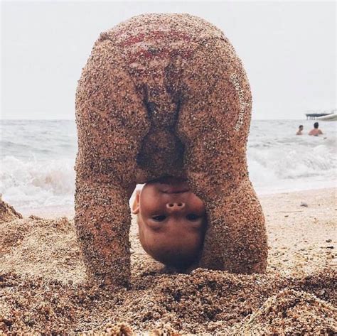 Peek A Boo Sandy Bottoms Up Beach Photo Sestradmiration Via