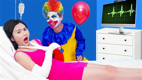 Creepy Clown Pranks Funny Scary Pranks And What Adult Are Scared Of Youtube