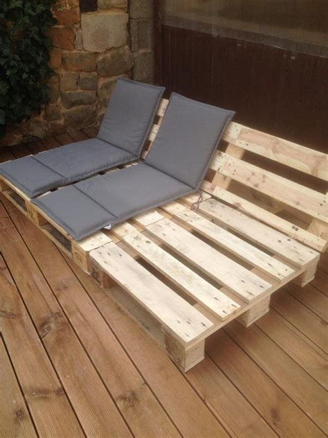 50 Amazing Pallet Furniture Projects For Your Home And Garden