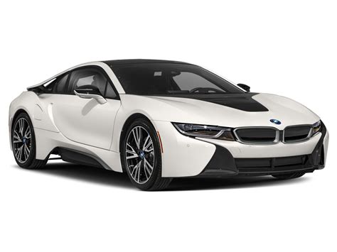 The bmw i8 is a hybrid sports car with an exceptional design. 2019 BMW i8 : Price, Specs & Review | BMW Levis (Canada)