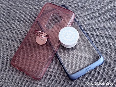 How to position a popsocket for selfies 2. PopSockets Swappable PopGrip vs. Spigen Style Ring 2 ...