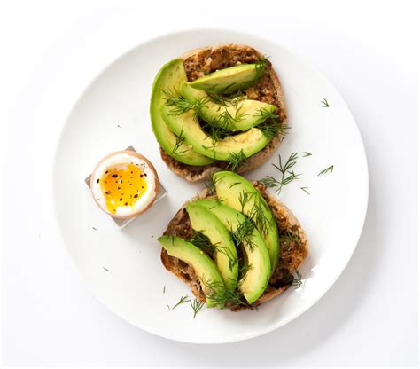 Many are actually good for you and slimming too. 18 Fast, Healthy Breakfast Ideas - Real Simple