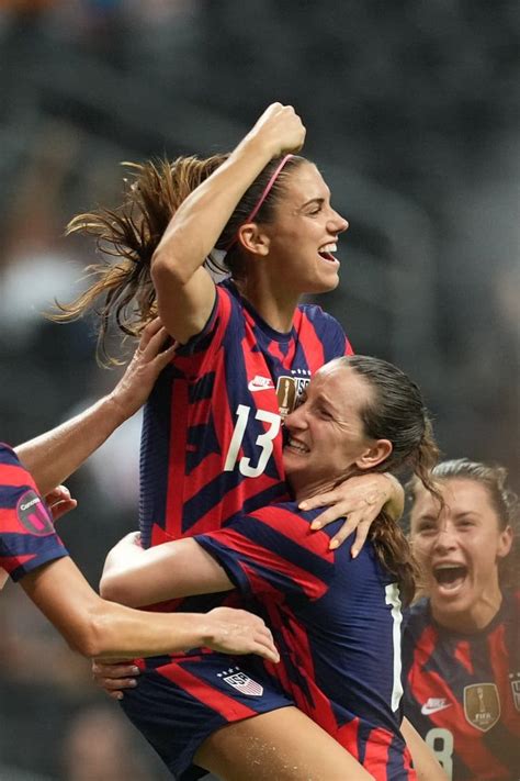 Alex Morgan Fills Her Latest Trophy With 20 Margaritas Because Thats