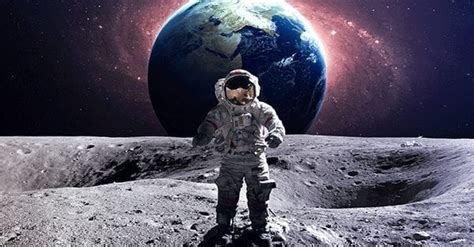 A scene towards the end of the movie at the improv club where andy resurrects his foreign man routine and is heckled by zmuda posing as an audience member. Dubai is having a NASA Space Camp! | 104.8 Channel 4 FM