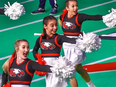 Top 15 High School Cheerleading Teams In The Us Stadium Talk