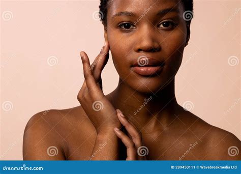 African American Woman With Short Hair Touching Hands And Face Stock Image Image Of Fashion
