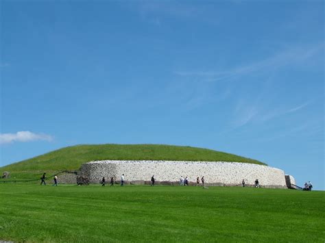 Our Visit To Newgrange Irelands Ancient Passage Tomb