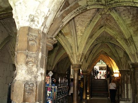 15 London Chapter House Of Westminster Abbey Wall Paintings Medieval