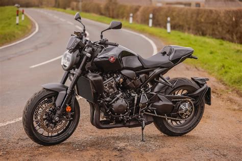 honda cb1000r 2021 on review mcn
