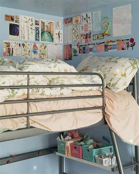 We would like to show you a description here but the site won't allow us. Pin by snake v. on house to home | Dorm room designs ...